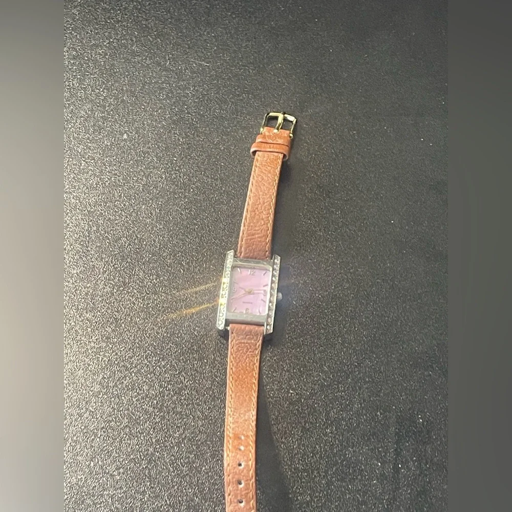 Purple Face Tank Watch Women’s With genuine Leather Watch Band in Good Condition